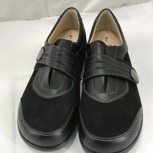 FINN COMFORT Nubuck/Suede & Leather Size 10.5 Flex Strap Arch Support LIKE NEW